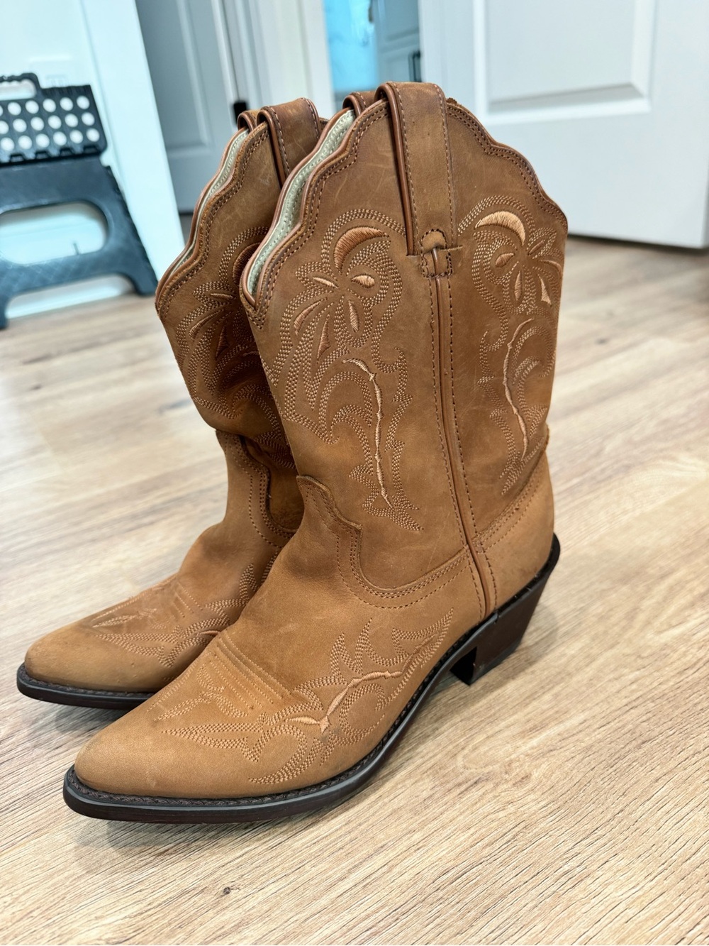 Durango Leather Tan Embroidered Western Cowboy Boots